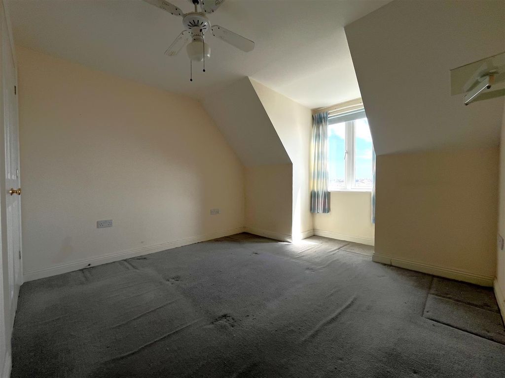 Additional image 11 of 2 bed flat for saleCorscombe Close, Weymouth DT4