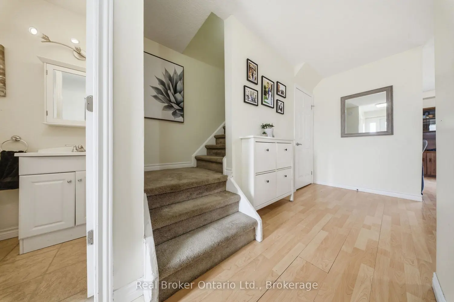 Additional image 4 of 32 Mowat Boulevard 41