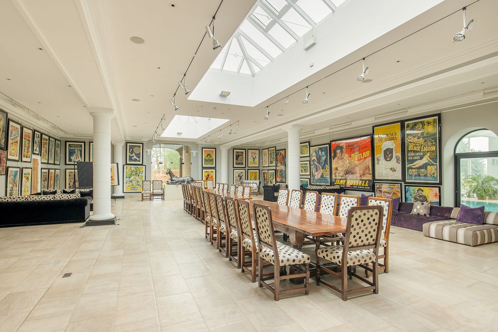 Additional image 5 of 8 bed property for saleWood Hall Lane, Radlett, Hertfordshire WD7