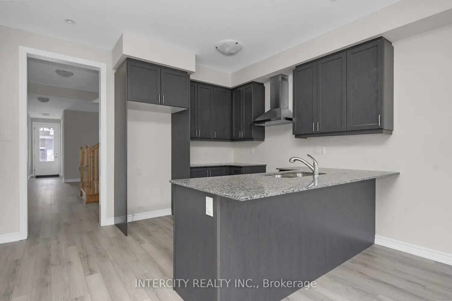 Additional image 9 of 83 Mcgill Avenue