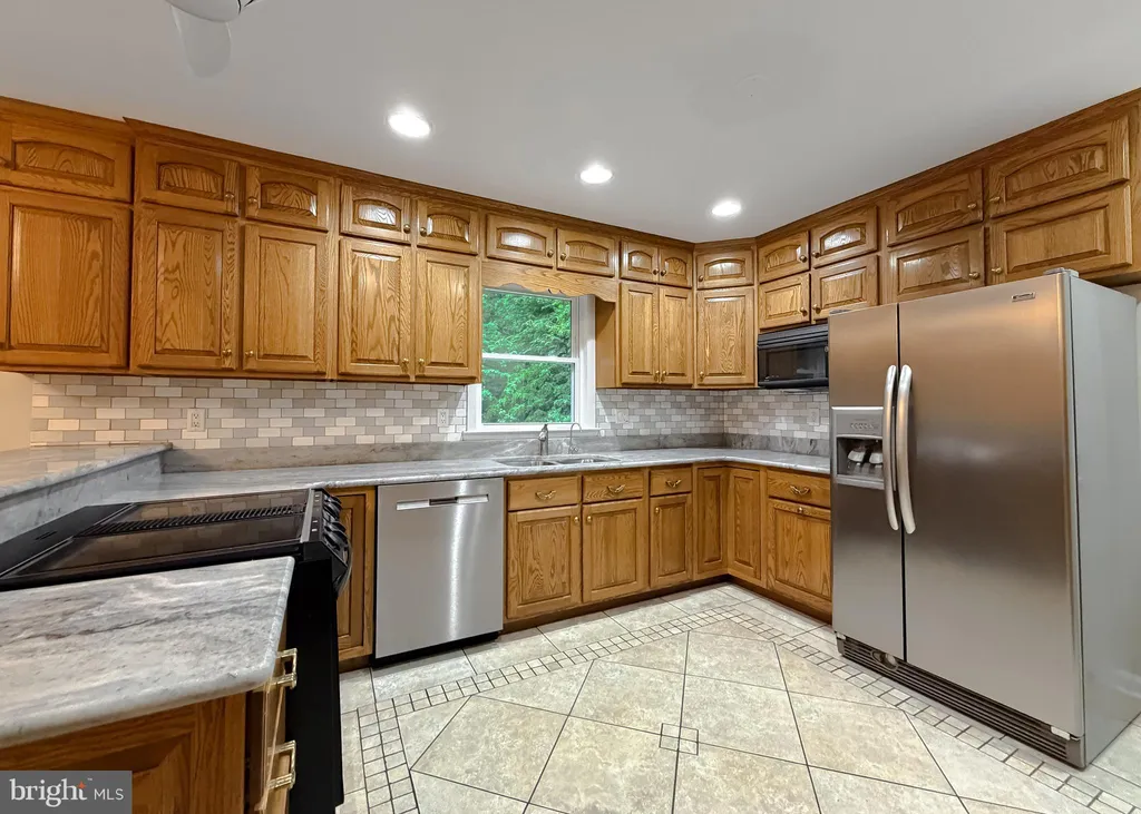 Additional image 6 of 24940 Gallant Man Drive, Hollywood, MD 20636