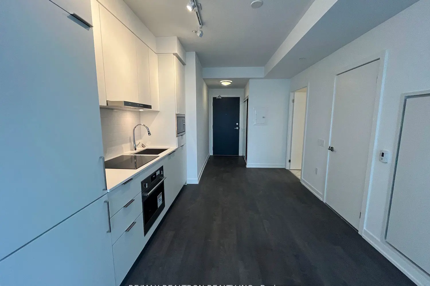 Additional image 7 of 7 Golden Lion Heights N1105