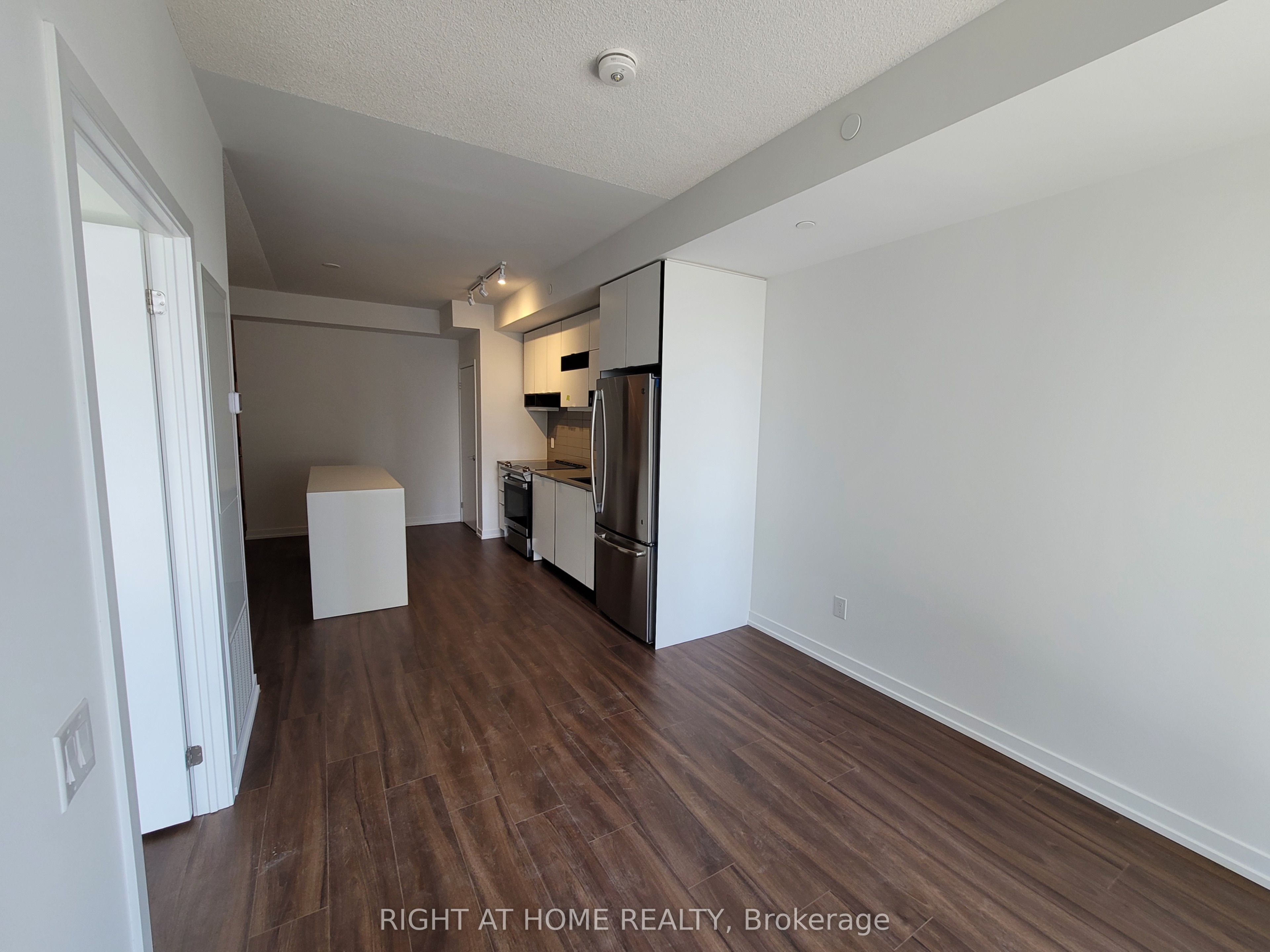 Additional image 5 of 1911-4065 Confederation Parkway, Mississauga, ON, L5B 0L4