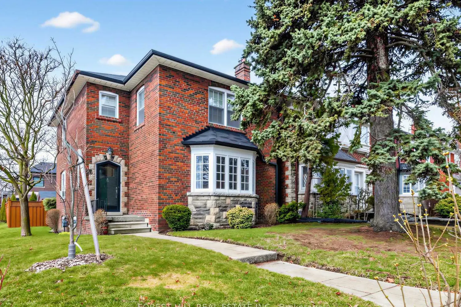 28 Castle Knock Road