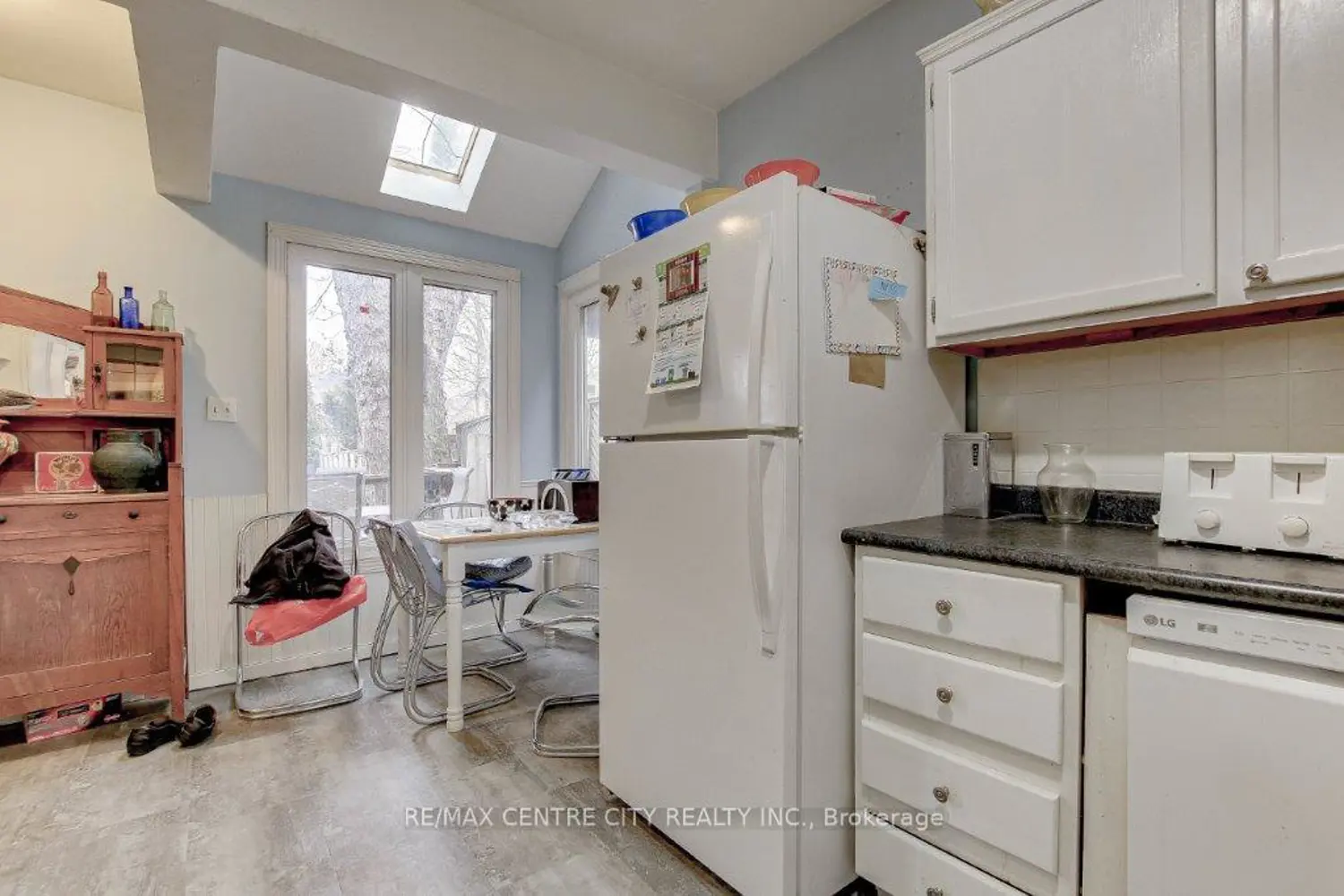 Additional image 10 of 781 Dufferin Avenue