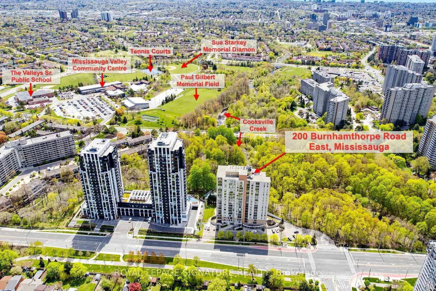 200 Burnhamthorpe Road 1501