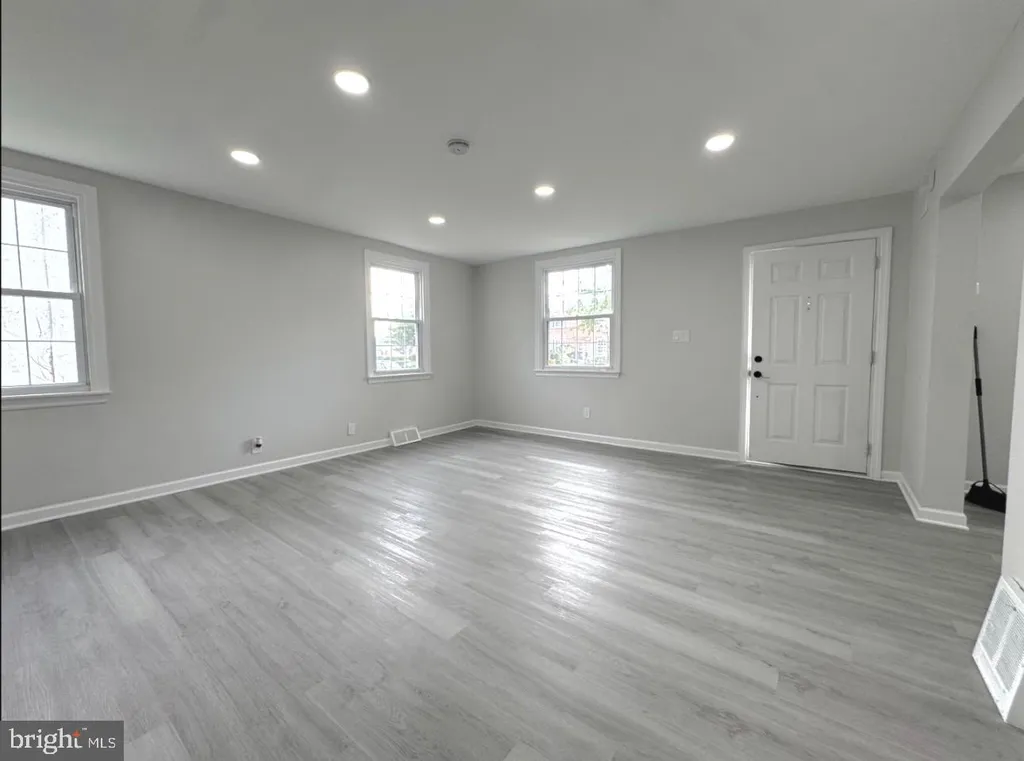 Additional image 6 of 131 Atlas Drive, New Castle, DE 19720