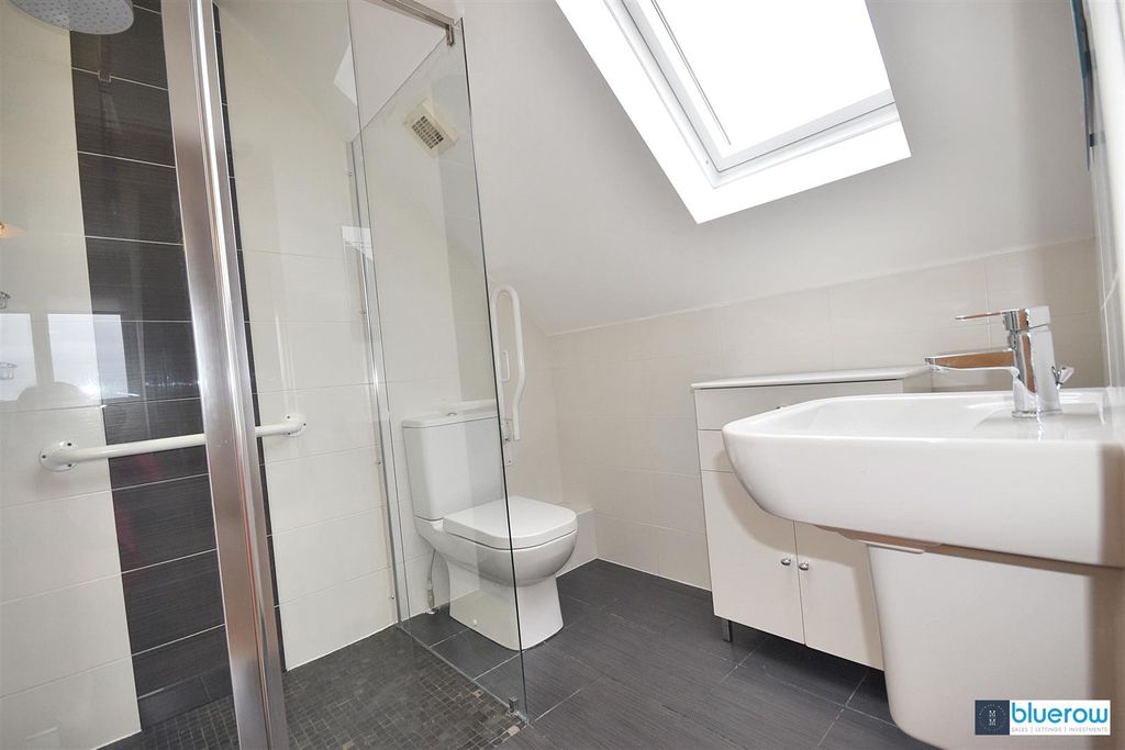 Additional image 20 of 4 bed flat to rentHall Road West, Liverpool L23