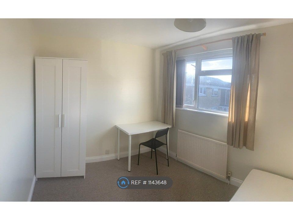 Additional image 10 of 4 bed semi-detached house to rentCanons Close, Bath BA2