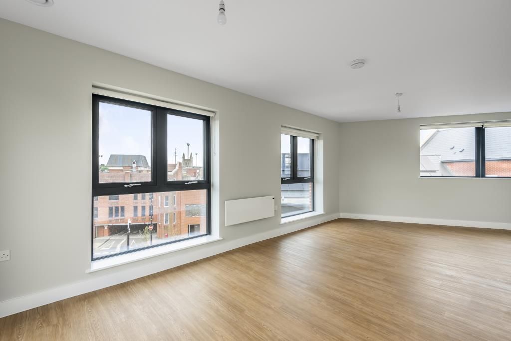 Additional image 2 of 2 bed flat to rentNewbury, Berkshire RG14
