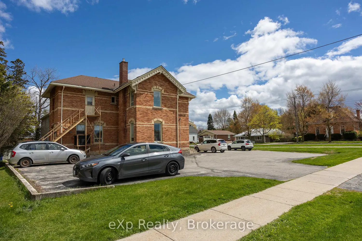 Additional image 11 of 708 16Th Street