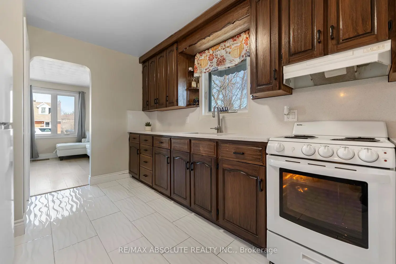 Additional image 9 of 61 Third Avenue