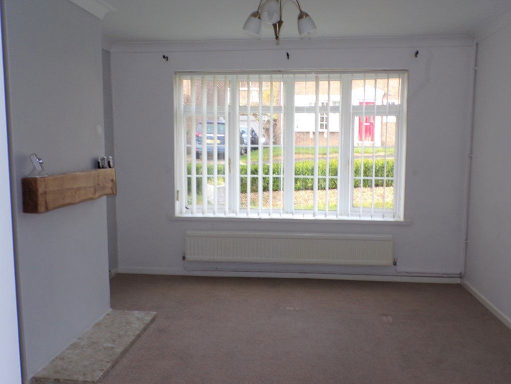 Additional image 4 of 3 bed property to rent18 Pembroke Close, Grove Park, Blackwood NP12