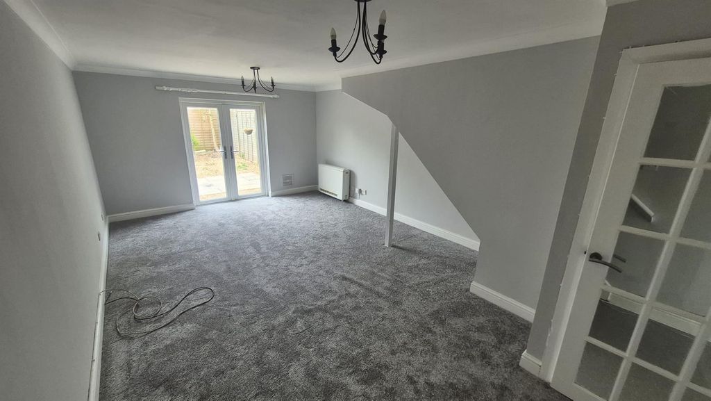 Additional image 4 of 3 bed terraced house to rentCadogan Close, Johnston, Haverfordwest SA62