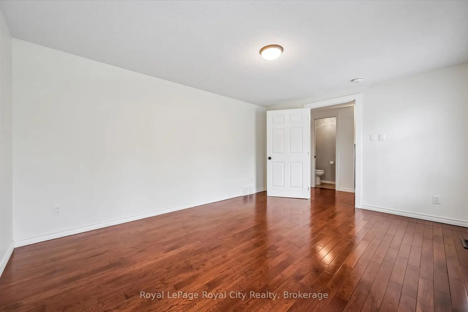 184 Harvard Road photo 5