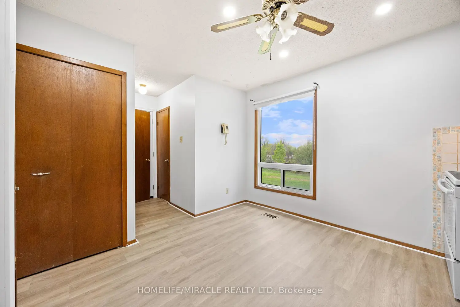 Additional image 5 of 1250 Jalna Boulevard 8
