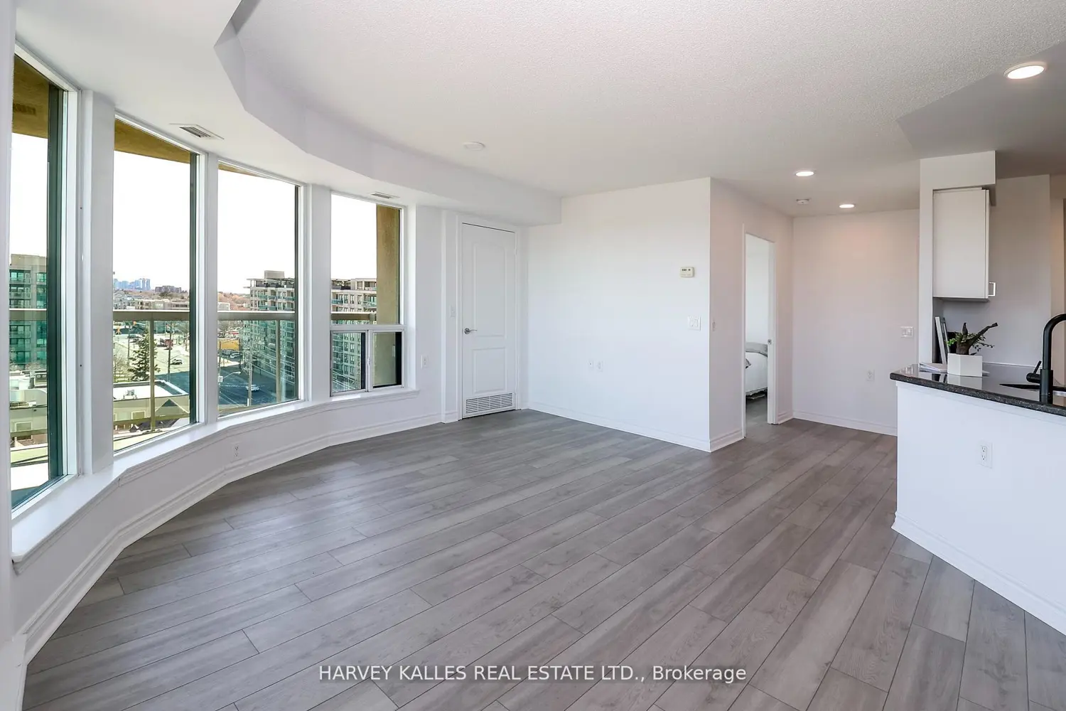 Additional image 8 of 1030 Sheppard Avenue 803