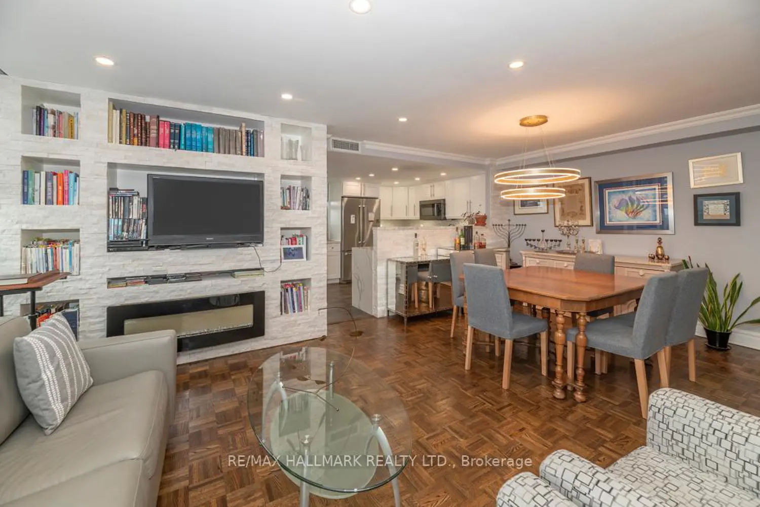 Additional image 6 of 7601 Bathurst Street 1004