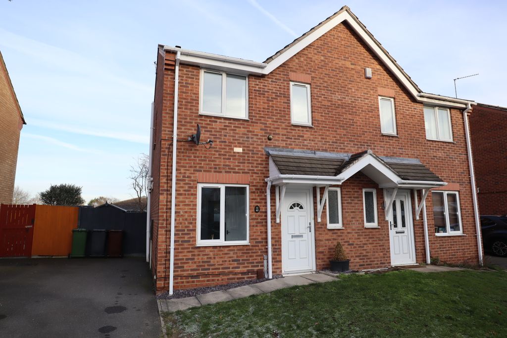 3 bed semi-detached house to rentWentworth Way, Lincoln LN6