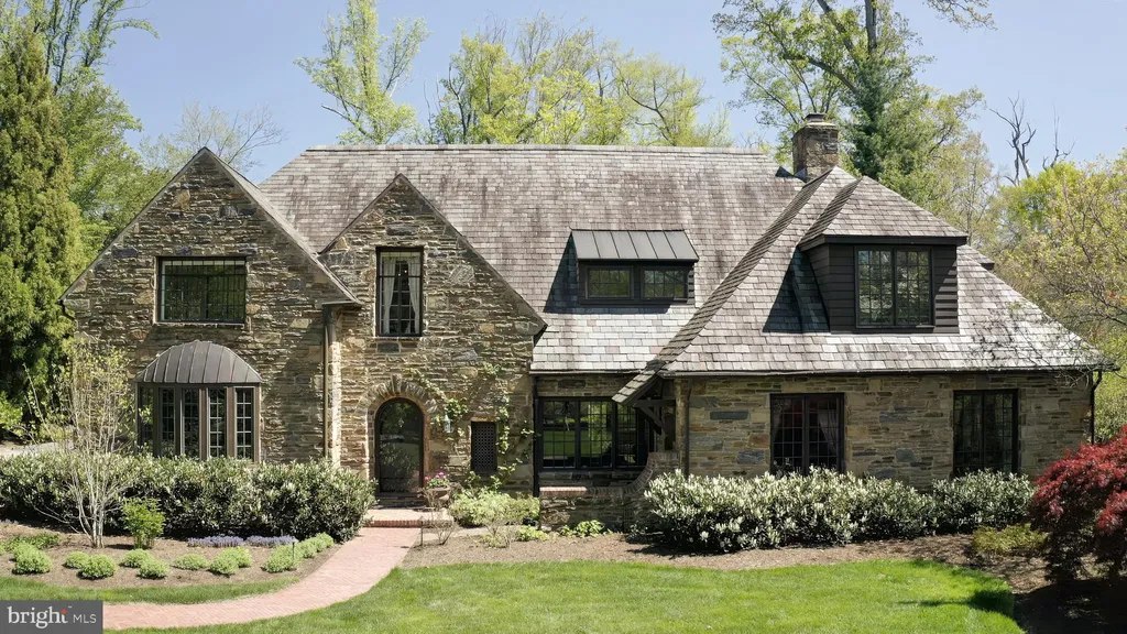1002 Overbrook Road, Wilmington, DE 19807