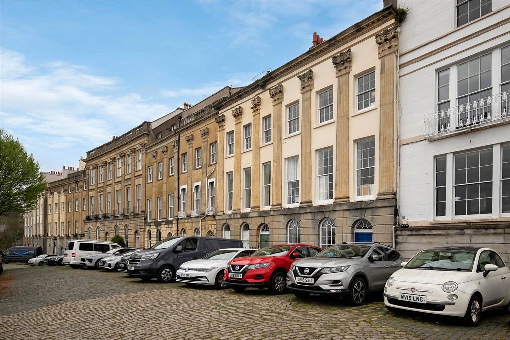 Additional image 3 of 3 bed flat for saleWindsor Terrace, Clifton, Bristol BS8