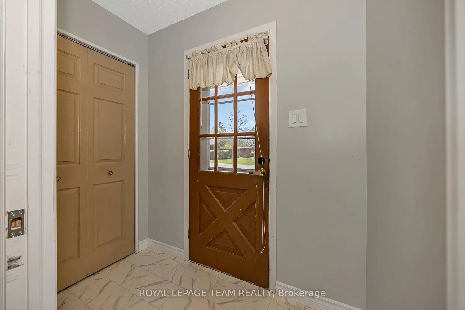 Additional image 3 of 73 Southpark Drive
