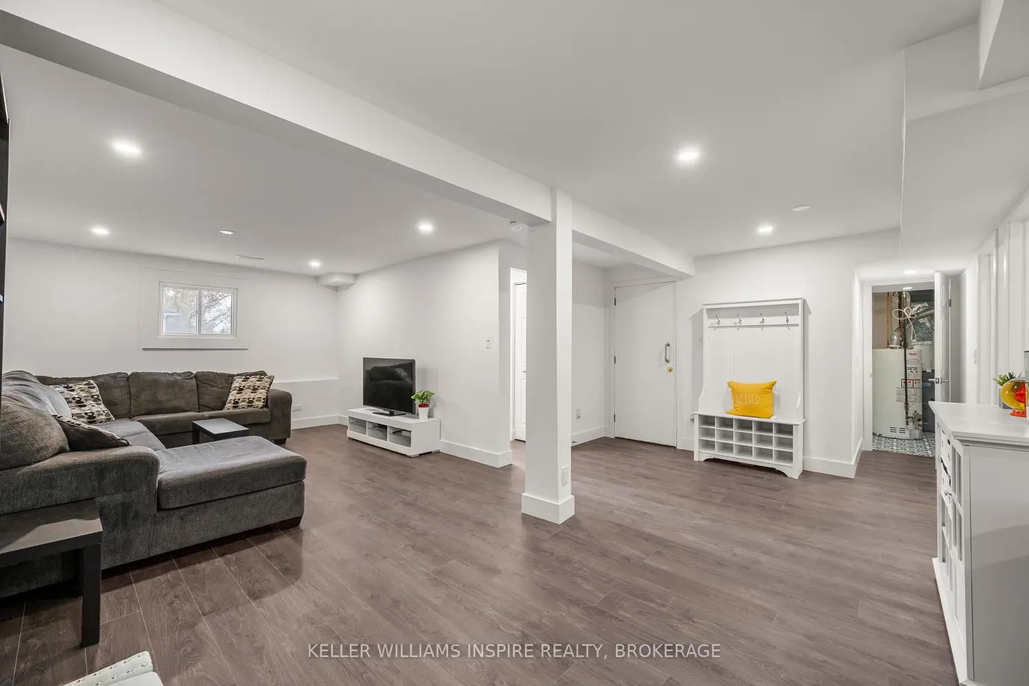 Additional image 13 of 1238 Carmil Boulevard