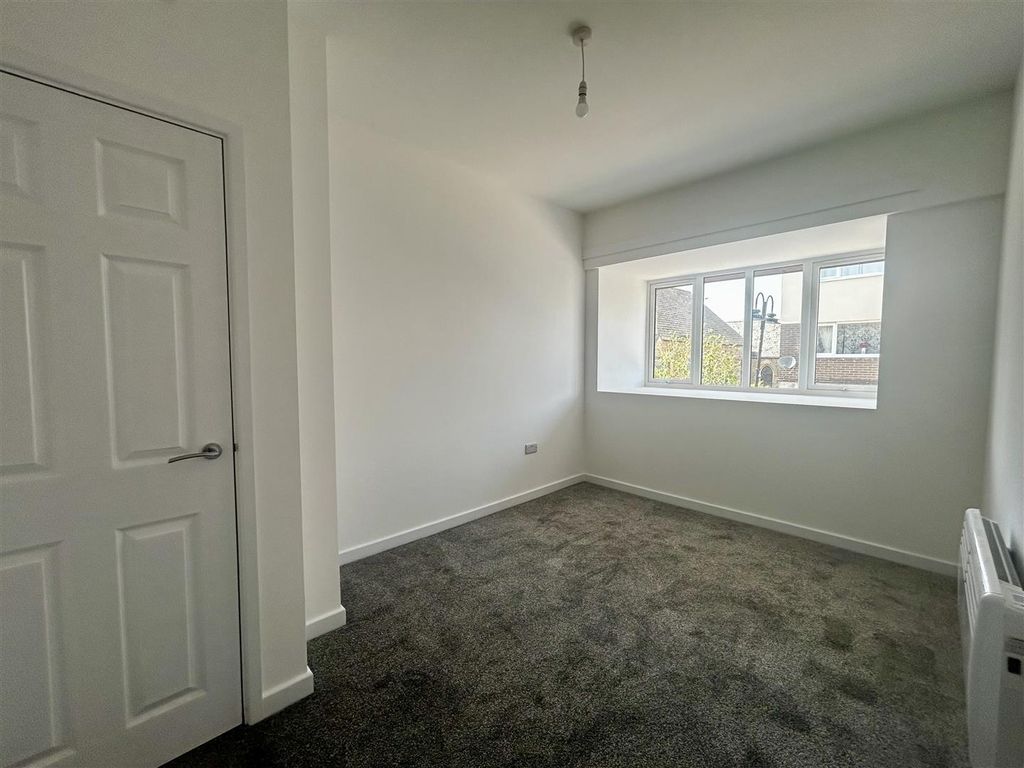 Additional image 6 of 2 bed flat to rentWoodstock Way, Caldicot NP26