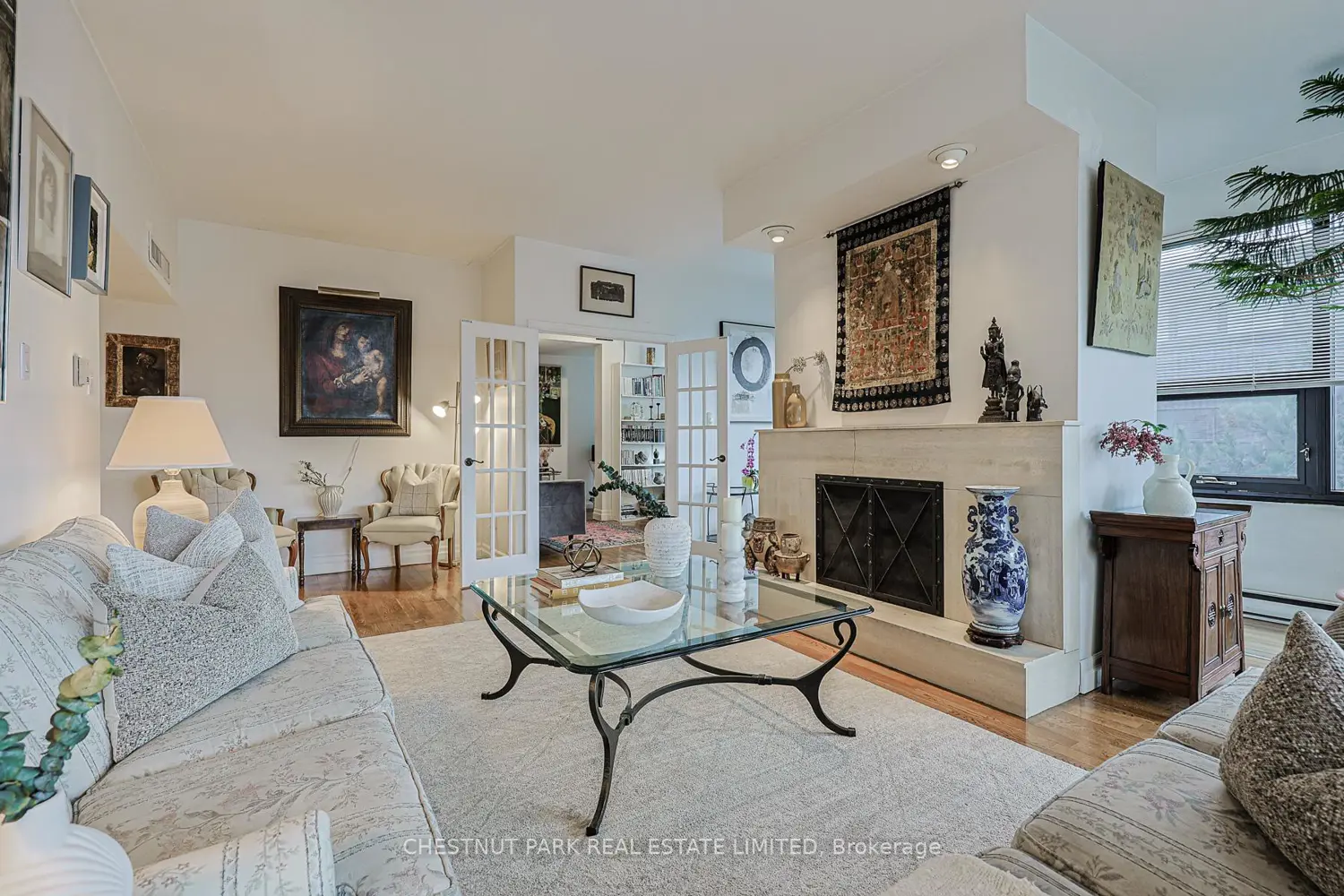 70 Montclair Avenue Ph2 photo 4