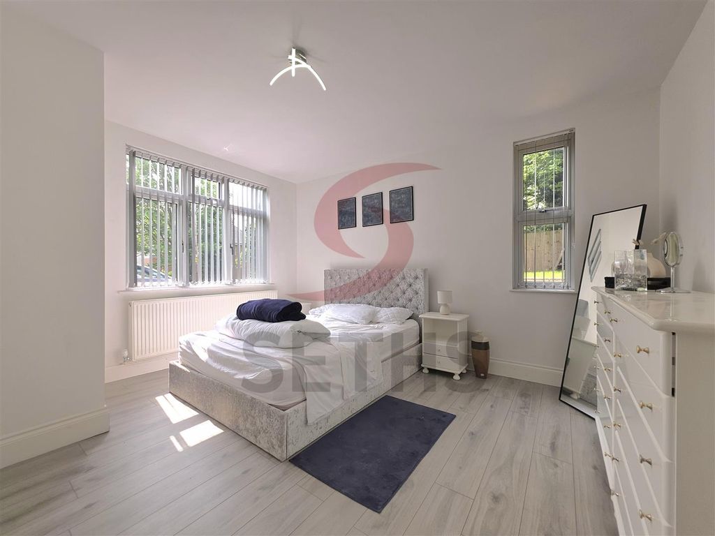 Additional image 8 of 2 bed flat to rentGipsy Lane, Humberstone, Leicester LE5