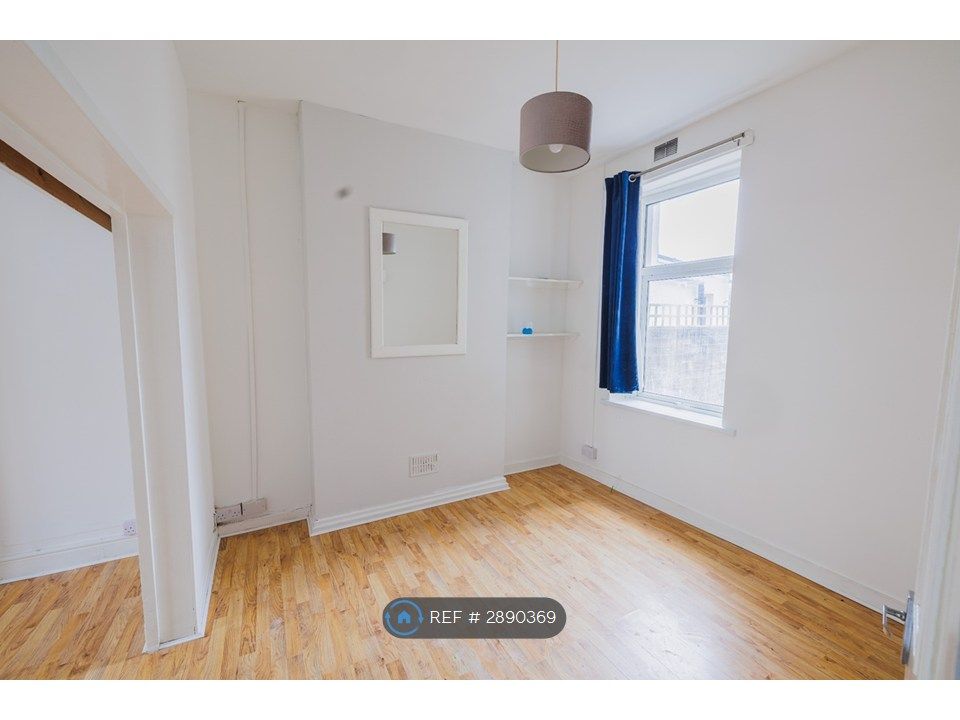 Additional image 11 of 3 bed terraced house to rentBarry Road, Barry CF63