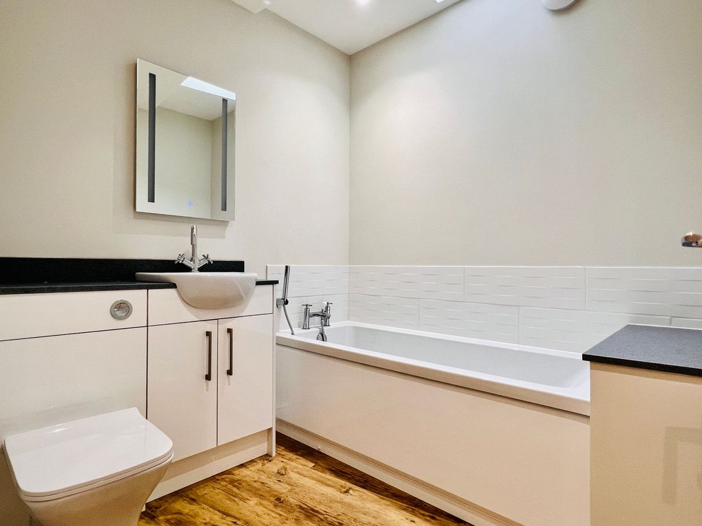 Additional image 14 of 2 bed flat to rentWindsor House, The Crescent, Taunton TA1