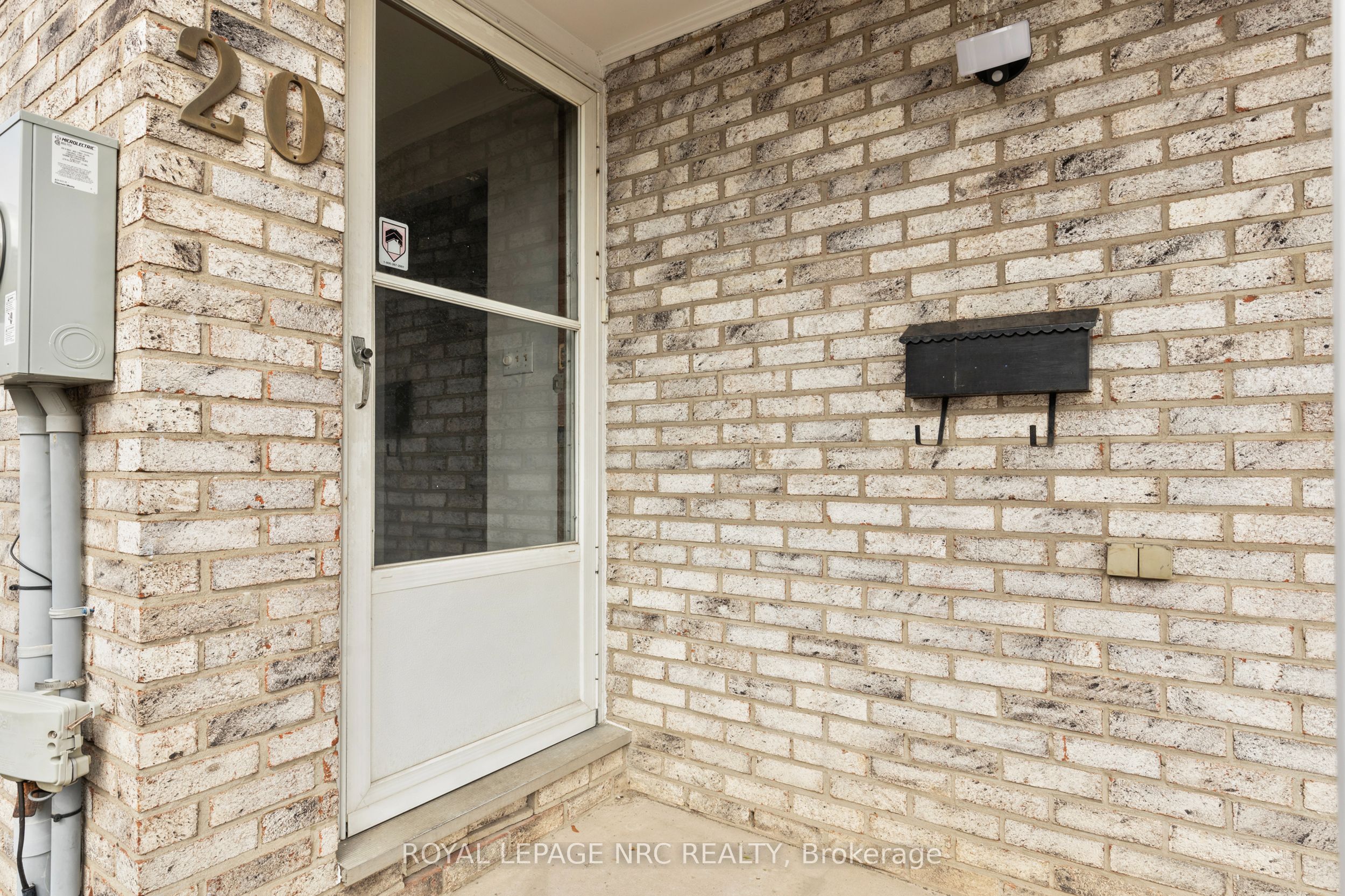 Additional image 5 of 20 Canterbury Drive, St. Catharines, ON, L2P 3M7