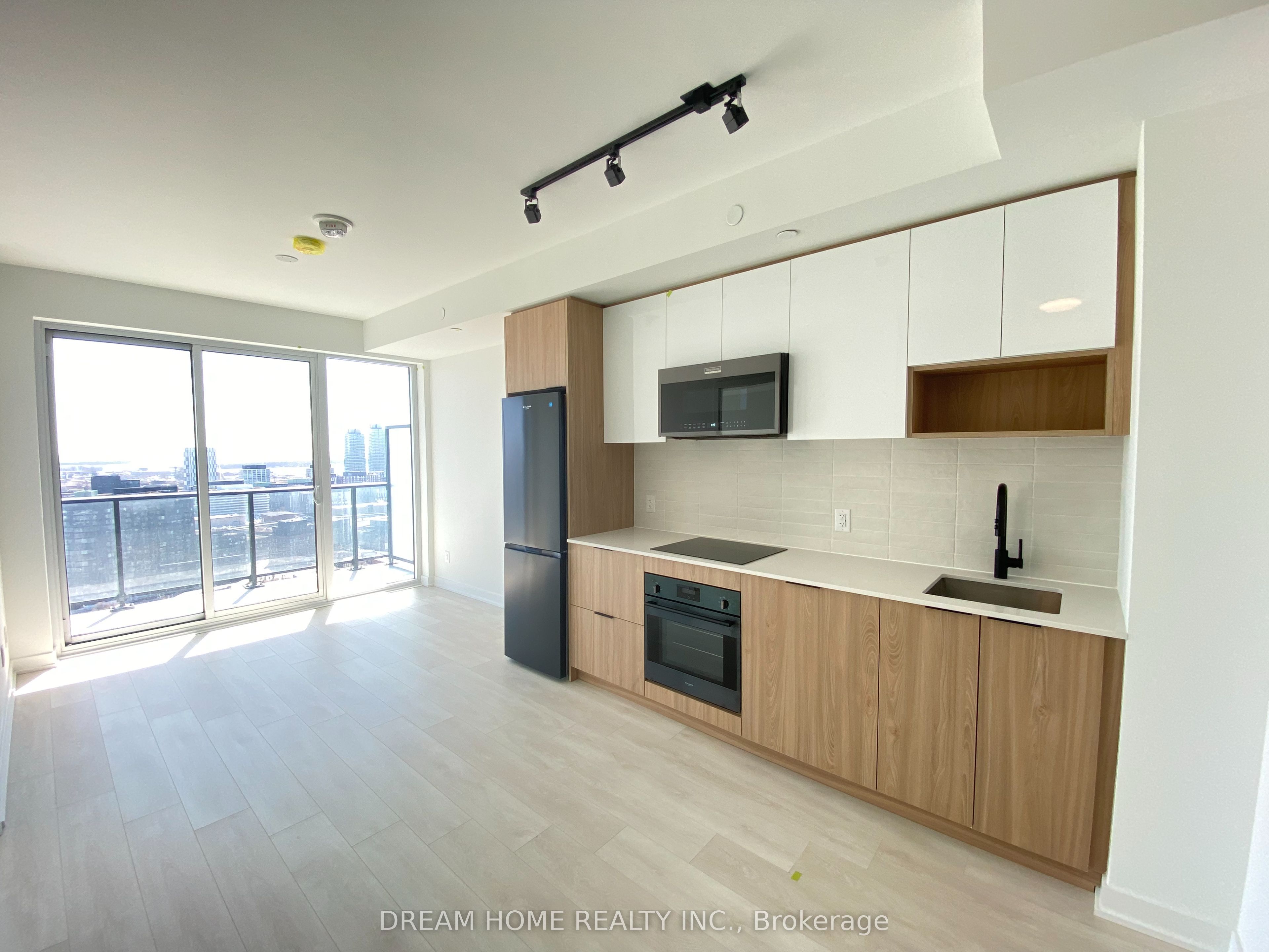 Additional image 3 of 2503-5 Defries Street, Toronto, ON, M5A 0W7