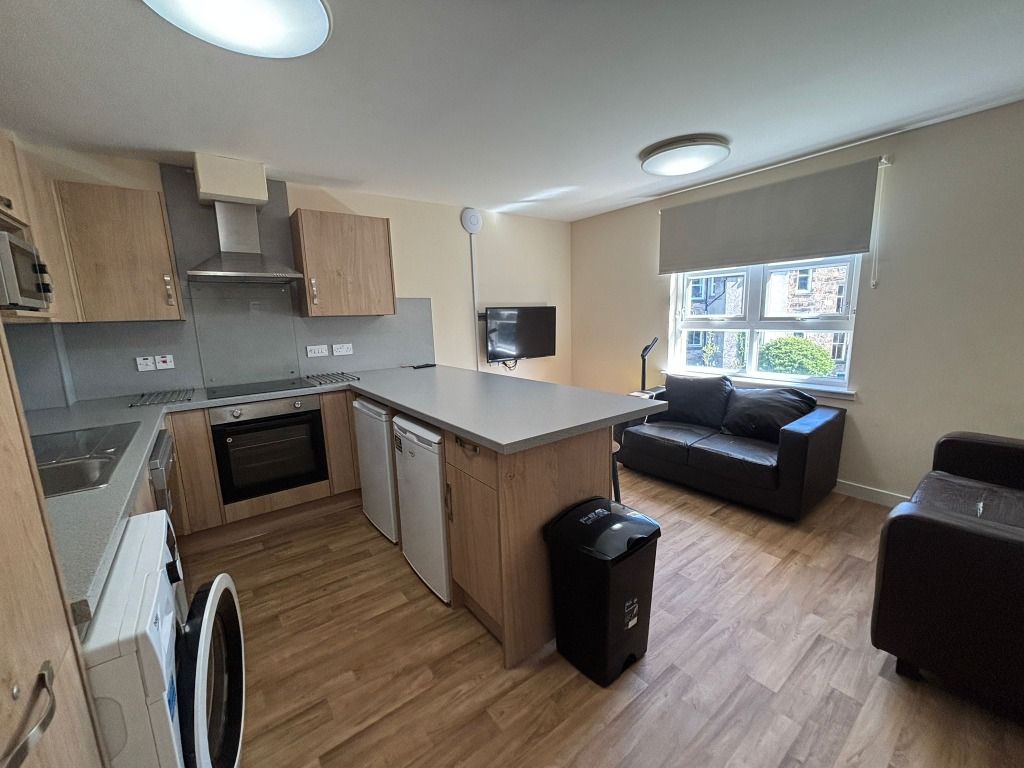 Additional image 2 of 5 bed flat to rentMidpoint Apartments, Stirling Town, Stirling FK8