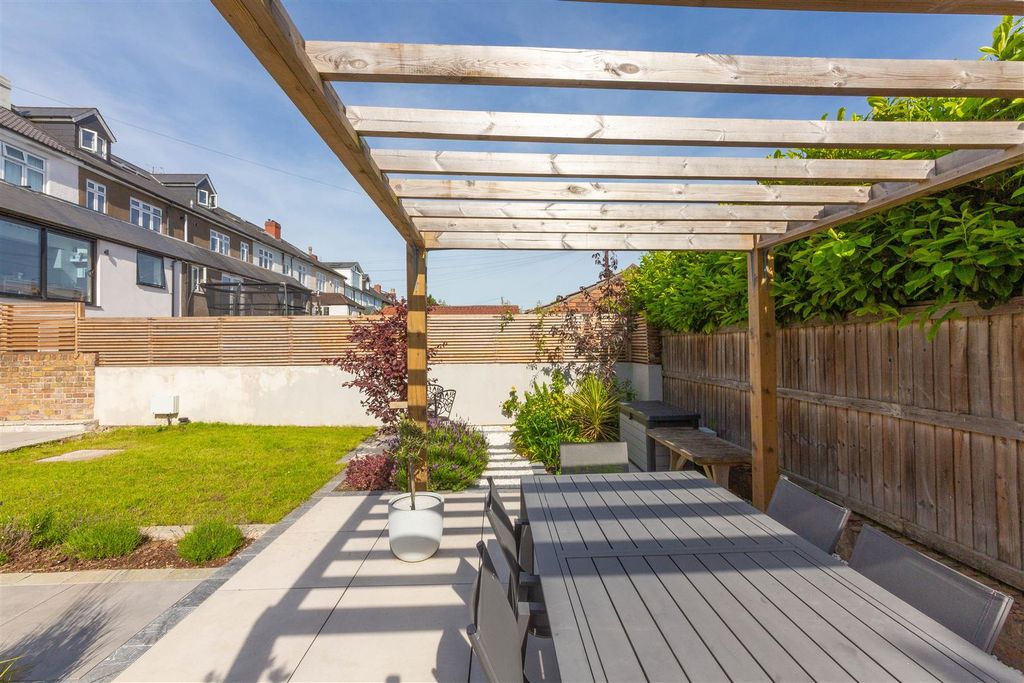Additional image 18 of 4 bed maisonette for saleLinden Road, Westbury Park, Bristol BS6