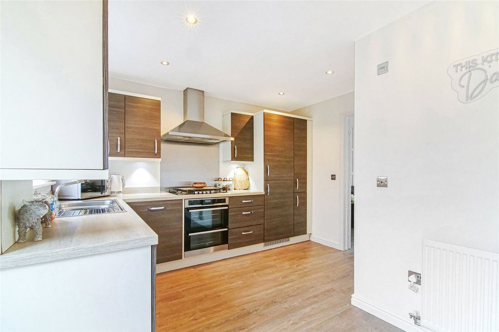 Additional image 6 of 3 bed terraced house for saleCrunes Way, Greenock, Inverclyde PA15