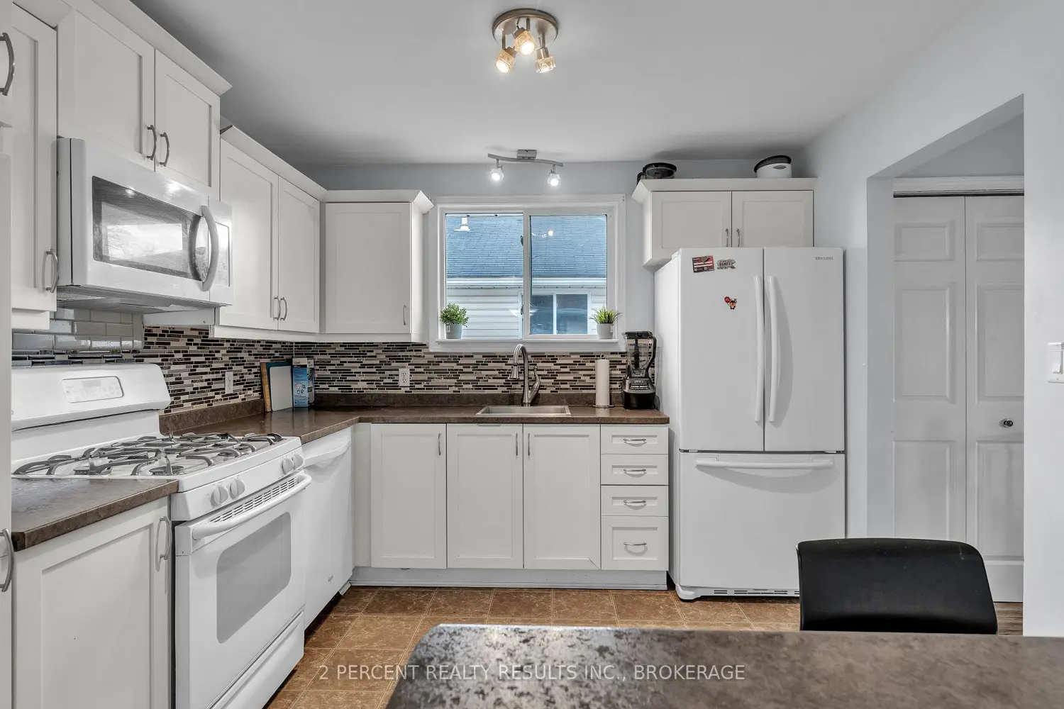 Additional image 6 of 1294 Brackenwood Crescent