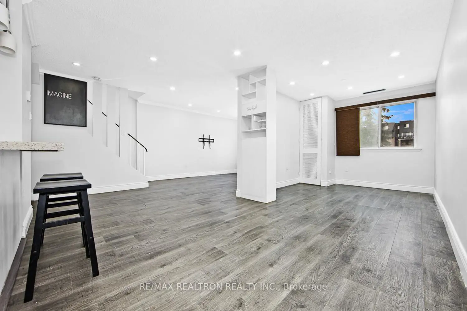 4001 Don Mills Road 235 photo 4
