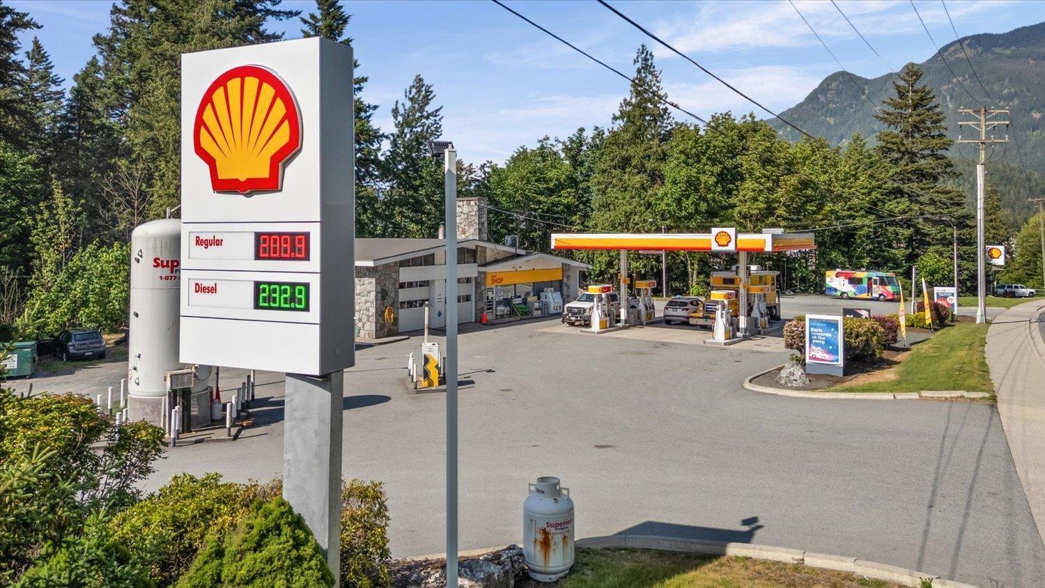 191 Old Hope Princeton Way, Hope, BC, V0X1L4