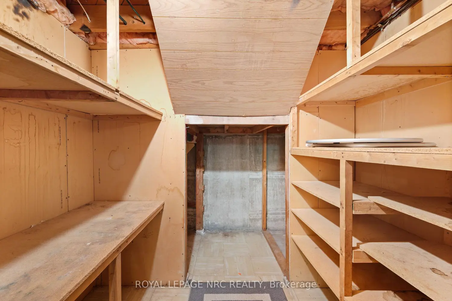 Additional image 7 of 12 Glenview Avenue