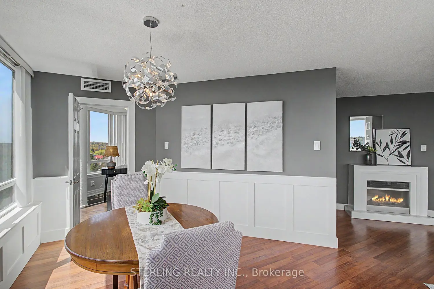 11753 Sheppard Avenue 821 photo 3