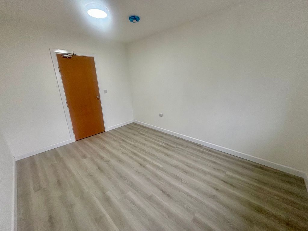 Additional image 7 of 2 bed flat to rentNolton Street, Bridgend CF31