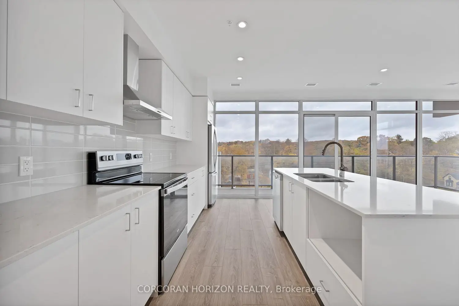 50 Grand Avenue 901