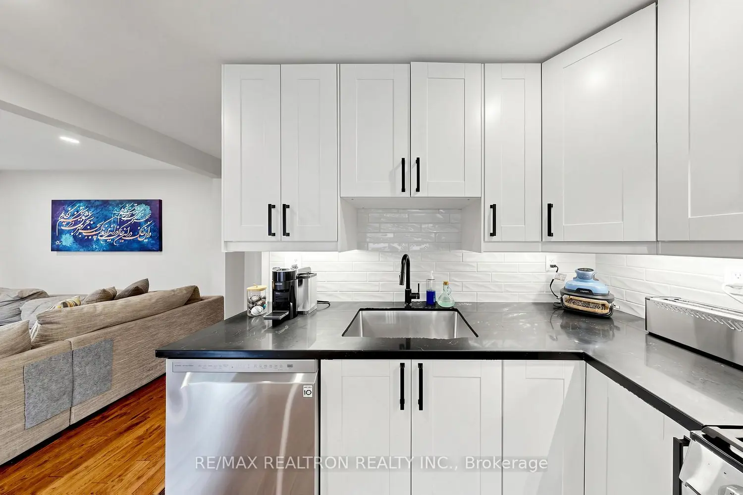 Additional image 16 of 48 Beatty Crescent