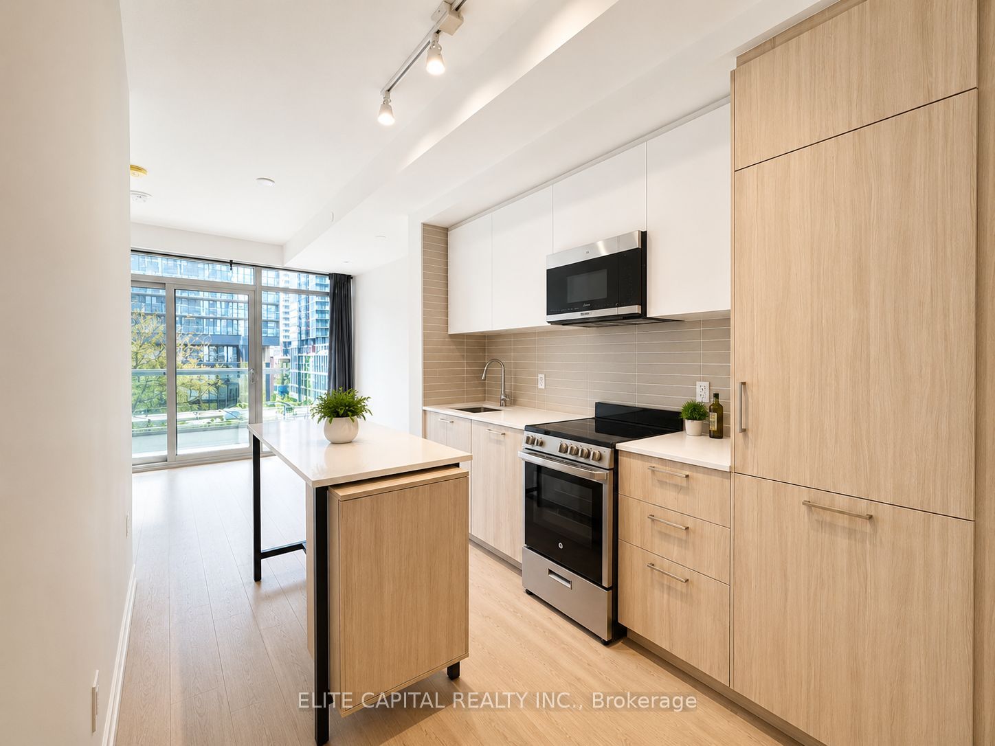 Additional image 4 of 602-65 Mutual Street, Toronto, ON, M5B 0E5