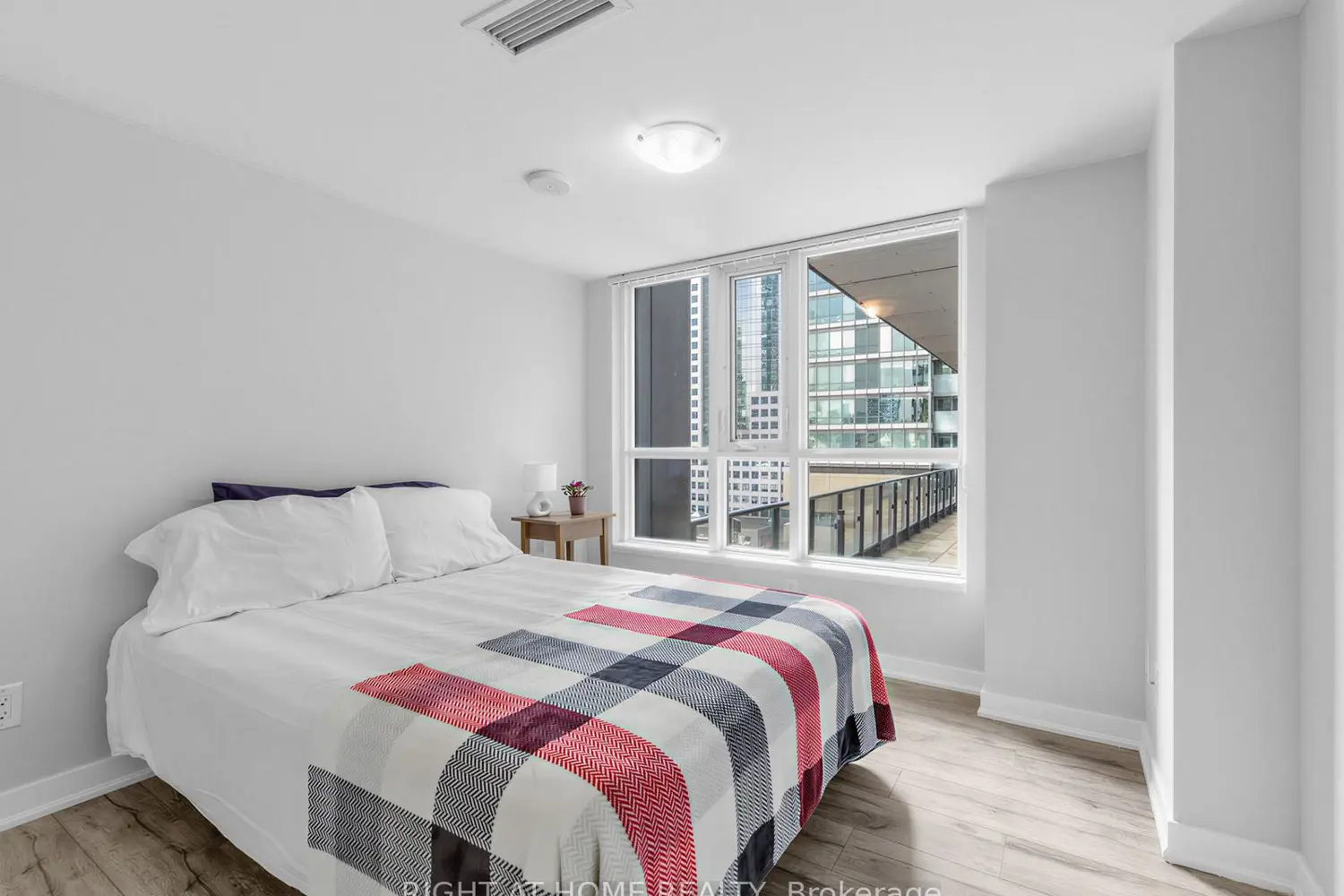Additional image 14 of 295 Adelaide Street 1210