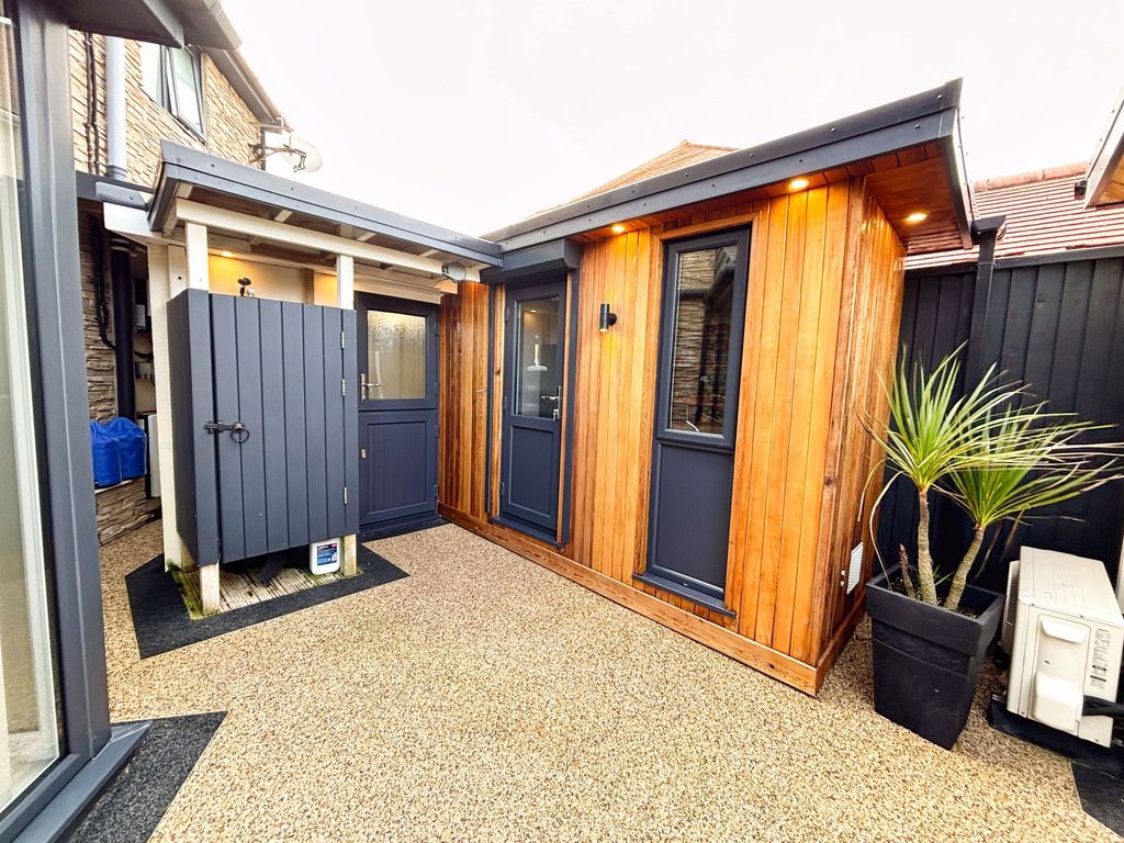 Additional image 34 of 4 bed detached house for saleCarlton Place, Porthcawl CF36