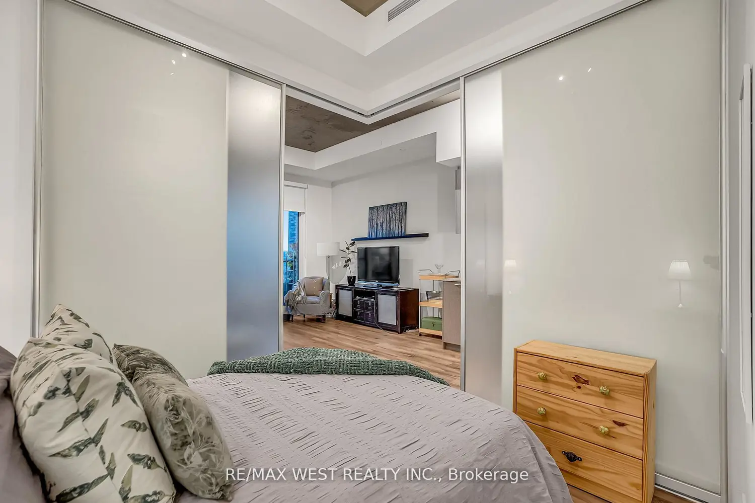 Additional image 16 of 1808 St. Clair Avenue 617