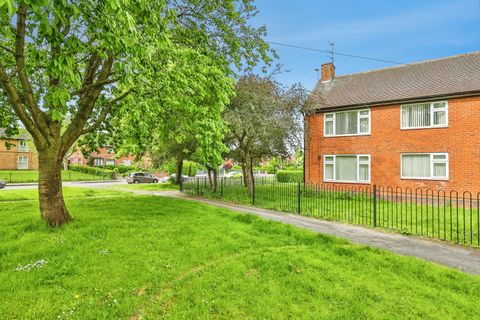 Glapton Lane, Clifton, Nottingham NG11